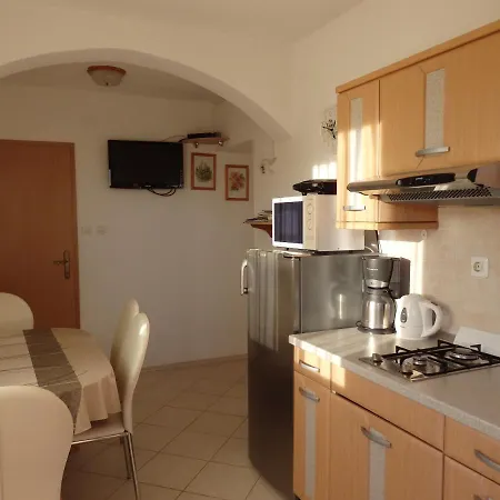 With Parking Space Rabac, Labin - 13151 Appartement *